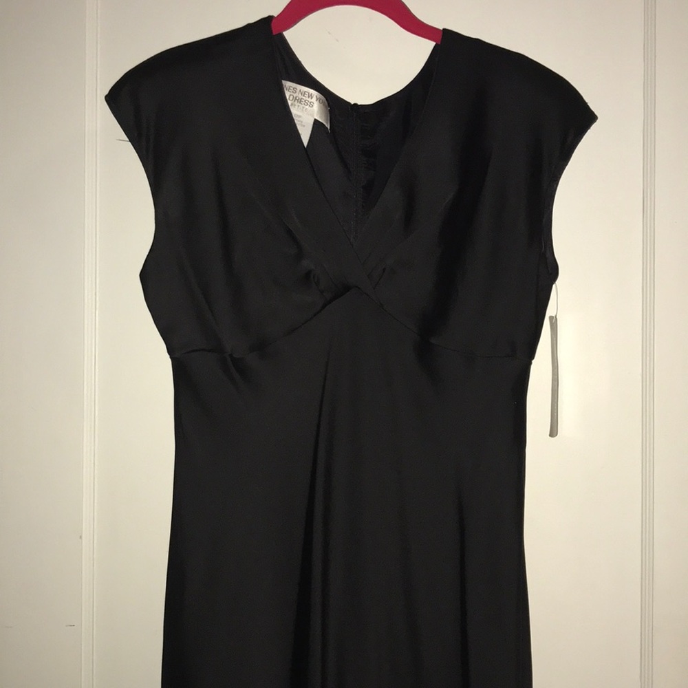 🕶Little Black Dress👗 - Picture 8 of 12